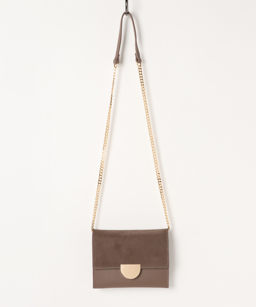 Color（カラー）の「ゴールドフラップショルダーバッグ（ショルダーバッグ・レディース・ブラック/モカ/キャメル・FREE）」の8枚目の写真