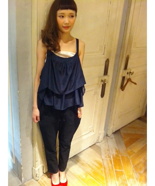 alcali（アルカリ）の「avie /  オールインワン　＜別注＞（サロペット/オーバーオール・レディース・ホワイト/ネイビー・FREE）」の3枚目の写真