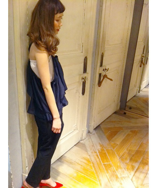 alcali（アルカリ）の「avie /  オールインワン　＜別注＞（サロペット/オーバーオール・レディース・ホワイト/ネイビー・FREE）」の4枚目の写真