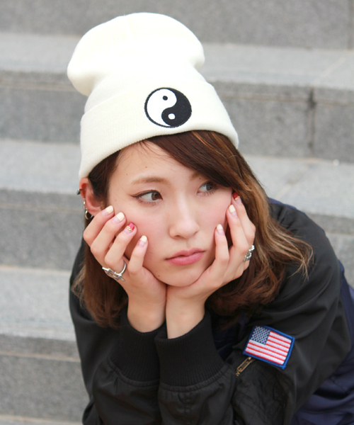 WEGO（ウィゴー）の「WEGO/インヨウニットキャップ（ニットキャップ/ビーニー・レディース・ホワイト/ブラック/パープル・FREE）」の2枚目の写真