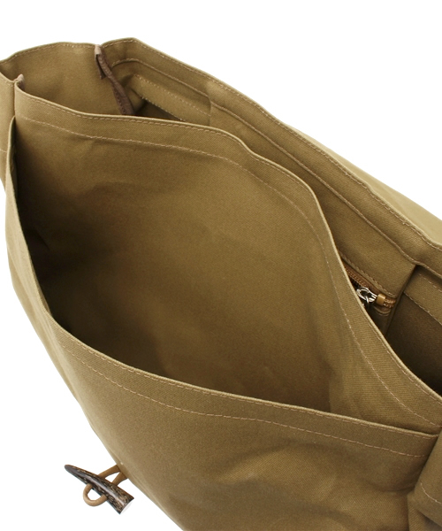 South2 West8（サウスツーウェストエイト）の「【OWL】Shelter bag（ショルダーバッグ）（ショルダーバッグ・メンズ・ホワイト/グレー/ダークグレー/モカ・FREE）」の15枚目の写真