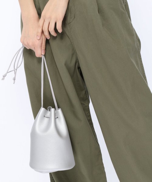 LAKOLE（ラコレ）の「ミニミニ巾着バッグ / LAKOLE（ハンドバッグ・レディース・ブラック/ブラウン/その他1・FREE）」の8枚目の写真