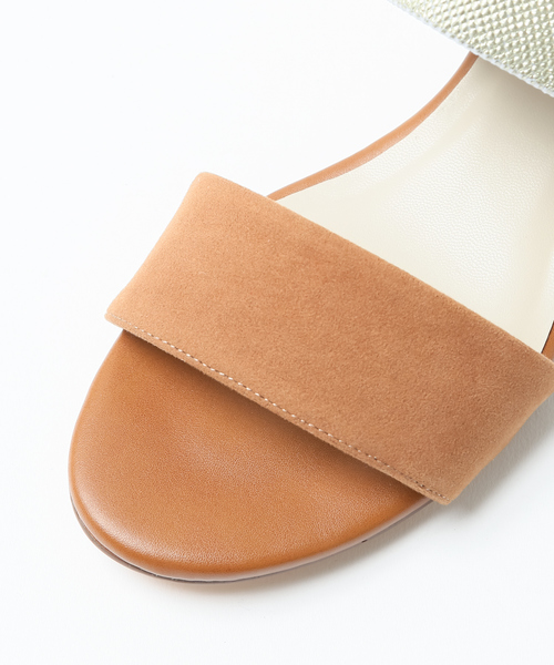 PICHE ABAHOUSE（ピシェ アバハウス）の「【WEB別注】ダブルストラップサンダル（サンダル・レディース・ホワイト/ブラック/キャメル/ライトブルー・35/36/37/38/39）」の17枚目の写真