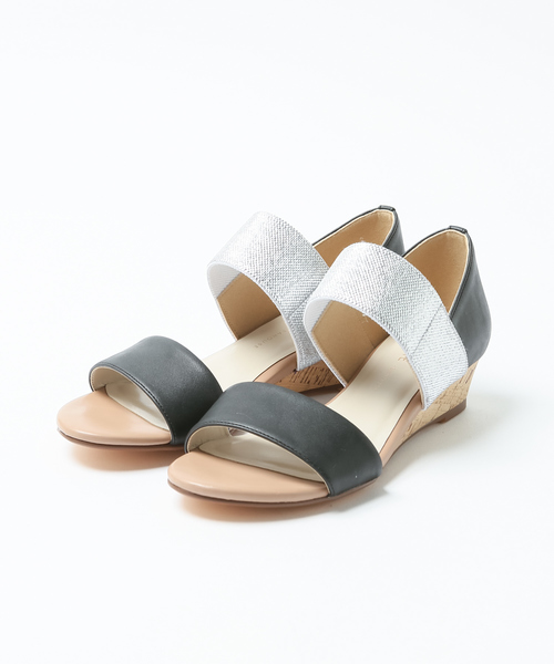 PICHE ABAHOUSE（ピシェ アバハウス）の「【WEB別注】ダブルストラップサンダル（サンダル・レディース・ホワイト/ブラック/キャメル/ライトブルー・35/36/37/38/39）」の11枚目の写真