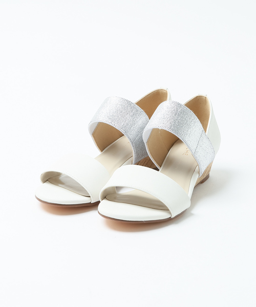 PICHE ABAHOUSE（ピシェ アバハウス）の「【WEB別注】ダブルストラップサンダル（サンダル・レディース・ホワイト/ブラック/キャメル/ライトブルー・35/36/37/38/39）」の10枚目の写真