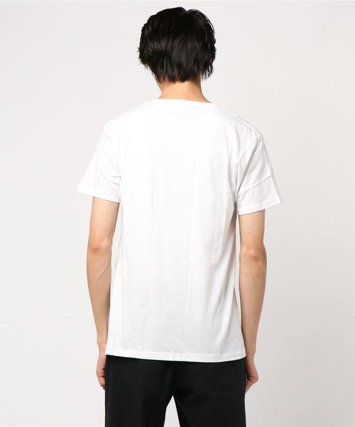 FRUIT OF THE LOOM(フルーツオブザルーム)の「FRUIT OF THE LOOM 30/綿100%半袖V首2P(Tシャツ/カットソー・メンズ・ホワイト/ブラック/グレー・M/L/XL)」の6枚目の写真