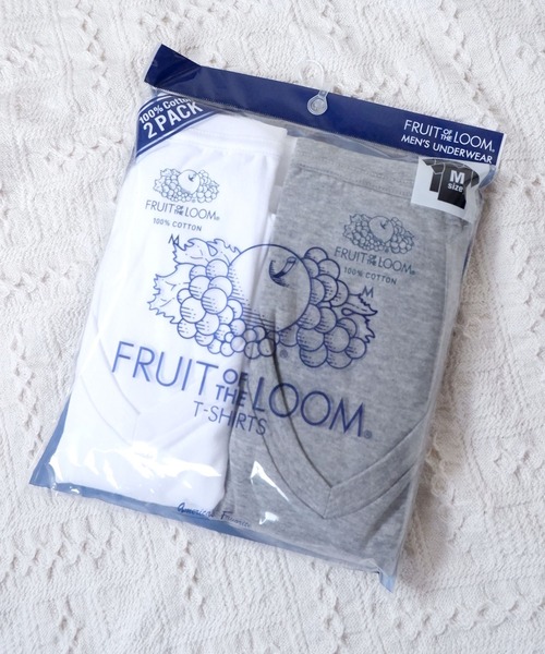FRUIT OF THE LOOM(フルーツオブザルーム)の「FRUIT OF THE LOOM 30/綿100%半袖V首2P(Tシャツ/カットソー・メンズ・ホワイト/ブラック/グレー・M/L/XL)」の3枚目の写真