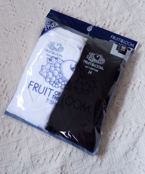 FRUIT OF THE LOOM(フルーツオブザルーム)の「FRUIT OF THE LOOM 30/綿100%半袖V首2P(Tシャツ/カットソー・メンズ・ホワイト/ブラック/グレー・M/L/XL)」の17枚目の写真