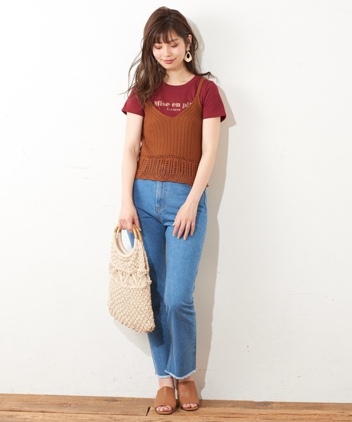 natural couture（ナチュラルクチュール）の「刺繍ロゴチビTシャツ（Tシャツ/カットソー・レディース・オフホワイト/イエロー/ボルドー/スミクロ・FREE）」の16枚目の写真