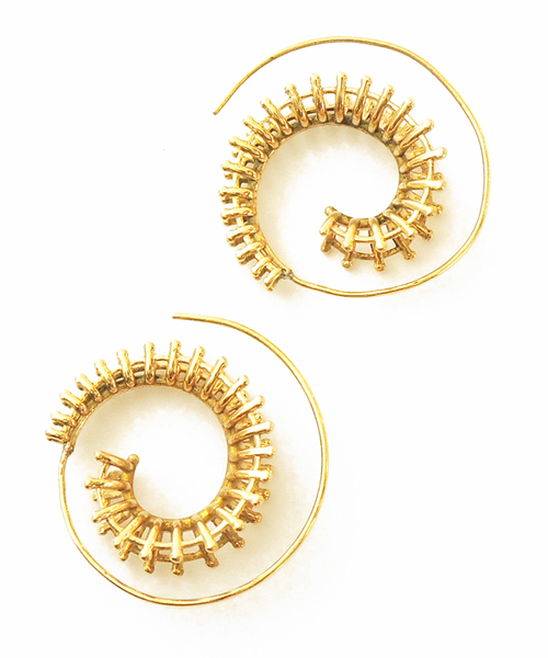TONE SELECT GOODS(トーンセレクトグッズ)の「【Brass ACC】Brassデザインピアス(OG)(ピアス(両耳用)・レディース・シルバー系その他/シルバー系その他2/シルバー系その他3/シルバー系その他4/ゴールド系その他/ゴールド系その他2/ゴールド系その他3/ゴールド系その他4/ゴールド系その他5・FREE)」の5枚目の写真