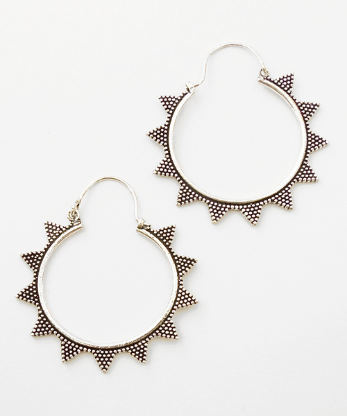 TONE SELECT GOODS(トーンセレクトグッズ)の「【Brass ACC】Brassデザインピアス(OG)(ピアス(両耳用)・レディース・シルバー系その他/シルバー系その他2/シルバー系その他3/シルバー系その他4/ゴールド系その他/ゴールド系その他2/ゴールド系その他3/ゴールド系その他4/ゴールド系その他5・FREE)」の4枚目の写真