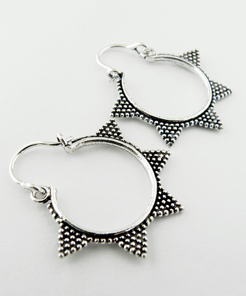 TONE SELECT GOODS(トーンセレクトグッズ)の「【Brass ACC】Brassデザインピアス(OG)(ピアス(両耳用)・レディース・シルバー系その他/シルバー系その他2/シルバー系その他3/シルバー系その他4/ゴールド系その他/ゴールド系その他2/ゴールド系その他3/ゴールド系その他4/ゴールド系その他5・FREE)」の10枚目の写真