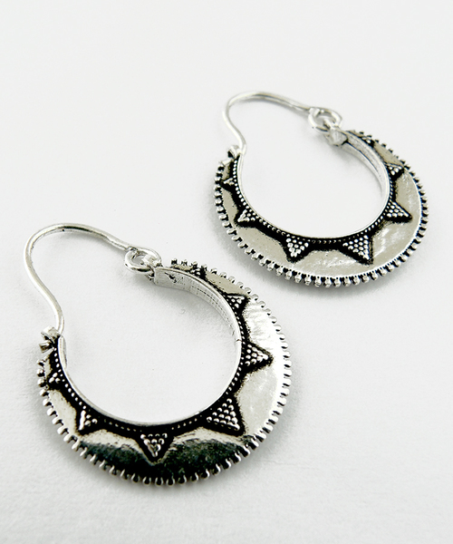 TONE SELECT GOODS(トーンセレクトグッズ)の「【Brass ACC】Brassデザインピアス(OG)(ピアス(両耳用)・レディース・シルバー系その他/シルバー系その他2/シルバー系その他3/シルバー系その他4/ゴールド系その他/ゴールド系その他2/ゴールド系その他3/ゴールド系その他4/ゴールド系その他5・FREE)」の11枚目の写真