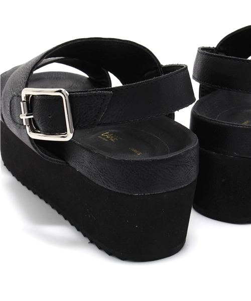 Kastane（カスタネ）の「【Kastane】厚底サンダル（サンダル・レディース・ホワイト/ブラック・38/36/37）」の8枚目の写真