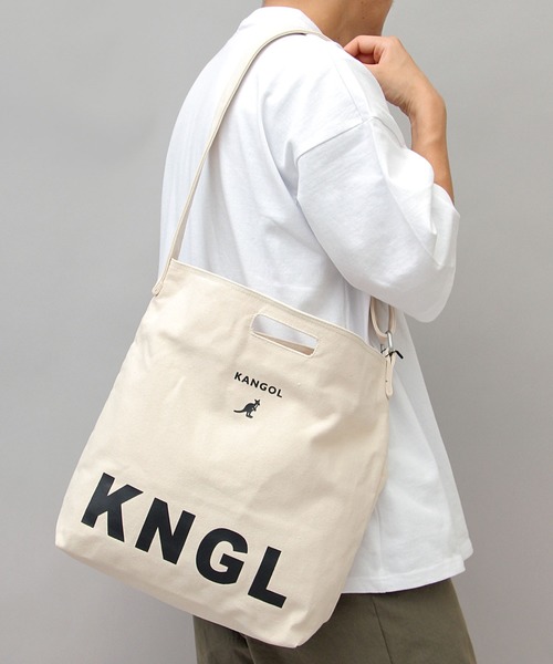 KANGOL（カンゴール）の「16オンス ロゴプリント 厚手 キャンバスショルダーバッグ（ショルダーバッグ・メンズ・ホワイト/ホワイト系その他/ブラック系その他/ホワイト系その他2/ホワイト系その他3/ブラック系その他2/ブラック系その他3/ホワイト系その他4/ブラック系その他5/ホワイト系その他5/ブラック・FREE）」の6枚目の写真
