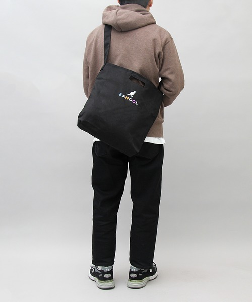 KANGOL（カンゴール）の「16オンス ロゴプリント 厚手 キャンバスショルダーバッグ（ショルダーバッグ・メンズ・ホワイト/ホワイト系その他/ブラック系その他/ホワイト系その他2/ホワイト系その他3/ブラック系その他2/ブラック系その他3/ホワイト系その他4/ブラック系その他5/ホワイト系その他5/ブラック・FREE）」の16枚目の写真