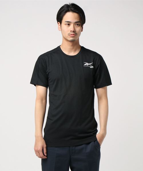 Reebok(リーボック)の「スピードウィック ムーブ Tシャツ / Speedwick Move Tee(Tシャツ/カットソー・メンズ・グレー/ブラック/ライトブルー・LARGE/X-LARGE/XX-LARGE/X-SMALL/MEDIUM/XXX-LARGE/SMALL)」の2枚目の写真