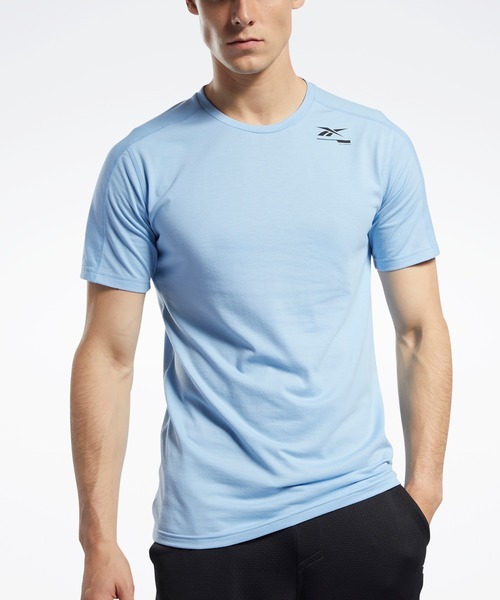 Reebok(リーボック)の「スピードウィック ムーブ Tシャツ / Speedwick Move Tee(Tシャツ/カットソー・メンズ・グレー/ブラック/ライトブルー・LARGE/X-LARGE/XX-LARGE/X-SMALL/MEDIUM/XXX-LARGE/SMALL)」の9枚目の写真