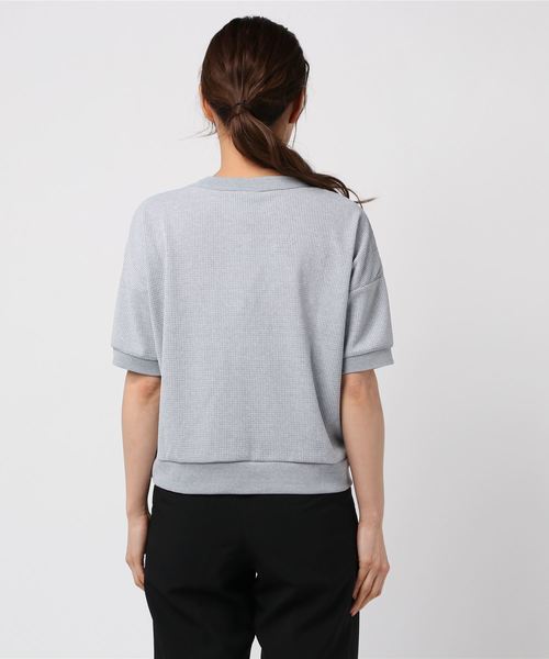 Champion（チャンピオン）の「【別注】チャンピオン SHORT SLEEVE SWEATSHIRT 限定コラボ（Tシャツ/カットソー・レディース・ネイビー/グレー/ホワイト・M/L/S/XL）」の5枚目の写真