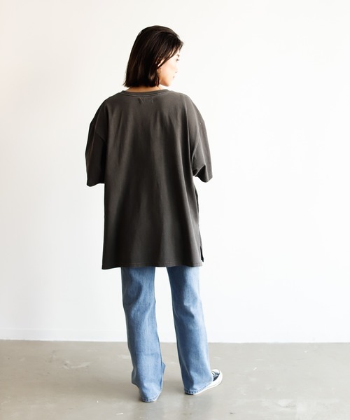Auntie Rosa Holiday（アンティローザホリデー）の「ウォッシュドへヴィーコットンビッグT（Tシャツ/カットソー・レディース・チャコールグレー/ベージュ/パープル/カーキ/イエロー/グリーン・FREE）」の10枚目の写真