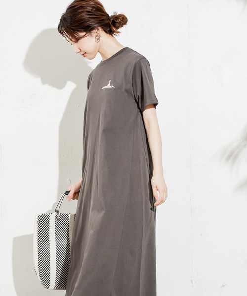 natural couture（ナチュラルクチュール）の「HOMEミニガール刺繍Tワンピ（ワンピース・レディース・オフホワイト/ラベンダー/ナチュラル/スミクロ・FREE）」の21枚目の写真