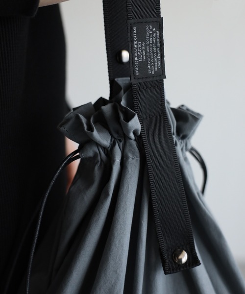 GUSCIO(グッシオ)の「【グッシオベーシック】巾着バッグ エコバッグ マルシェバッグ コンビニバッグ(エコバッグ/サブバッグ・レディース・ブラック/ベージュ/ピンク/ブルー/グリーン/マスタード・FREE)」の19枚目の写真