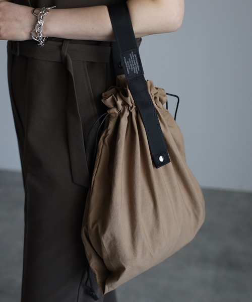 GUCCI カーリーエコファー 手袋 (箱・巾着付) 272374-f408g-8370.jpg