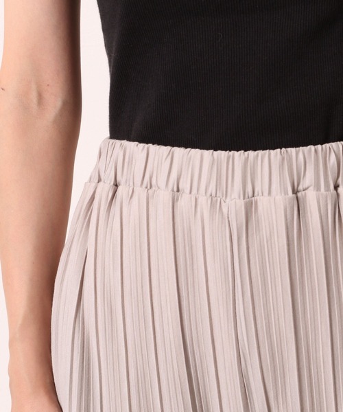 LAKOLE（ラコレ）の「プリーツTRジャージパンツ / LAKOLE（その他パンツ・レディース・カーキ/ライトブルー/サンドグレー・SMALL/MEDIUM）」の13枚目の写真