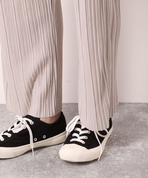 LAKOLE（ラコレ）の「プリーツTRジャージパンツ / LAKOLE（その他パンツ・レディース・カーキ/ライトブルー/サンドグレー・SMALL/MEDIUM）」の15枚目の写真