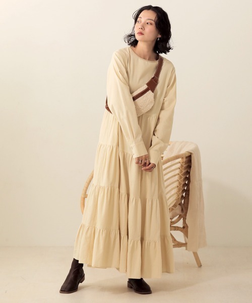 Bab（バブ）の「【WEB限定】前後2WAYコーデュロイティアードロングワンピース（ワンピース・レディース・アイボリー/グレー系その他/キャメル・38）」の4枚目の写真
