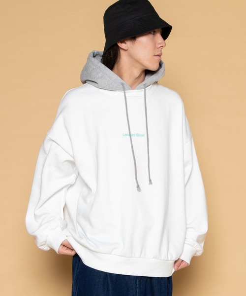 WEGO（ウィゴー）の「WEGO/ヘビーウエイト 刺繍ロゴビッグシルエットスウェットパーカー（パーカー・メンズ・ダークグリーン/ネイビー/オフホワイト・MEDIUM/LARGE）」の7枚目の写真