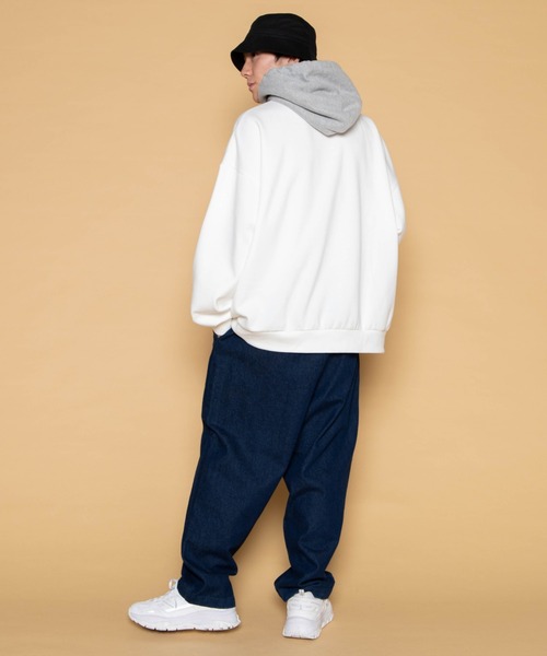 WEGO（ウィゴー）の「WEGO/ヘビーウエイト 刺繍ロゴビッグシルエットスウェットパーカー（パーカー・メンズ・ダークグリーン/ネイビー/オフホワイト・MEDIUM/LARGE）」の6枚目の写真