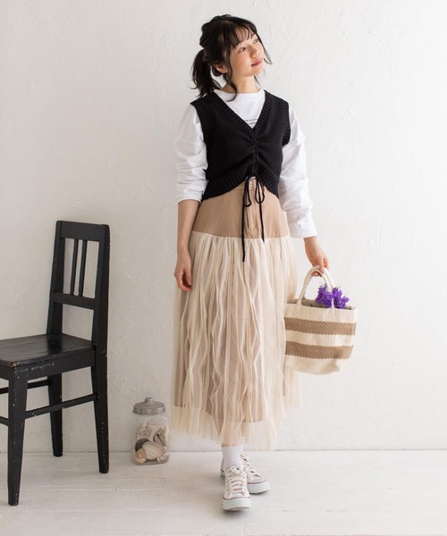 Mysa&Liina(ミーサリーナ)の「2WAYニットビスチェ(ニット/セーター・レディース・ブラック/ベージュ/ブラウン・M)」の4枚目の写真