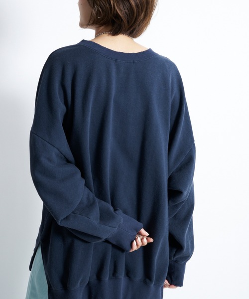 DouDou(ドゥドゥ)の「オゾン加工ダメージスウェット(スウェット・レディース・オフホワイト/チャコールグレー/ライトグレー・FREE)」の3枚目の写真