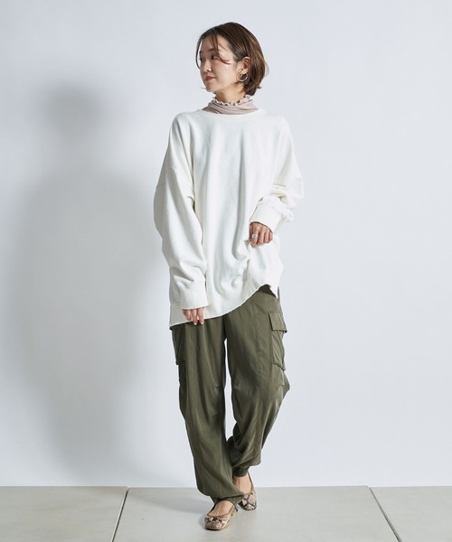 DouDou(ドゥドゥ)の「オゾン加工ダメージスウェット(スウェット・レディース・オフホワイト/チャコールグレー/ライトグレー・FREE)」の12枚目の写真