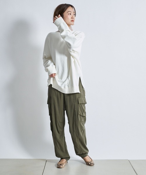 DouDou(ドゥドゥ)の「オゾン加工ダメージスウェット(スウェット・レディース・オフホワイト/チャコールグレー/ライトグレー・FREE)」の9枚目の写真