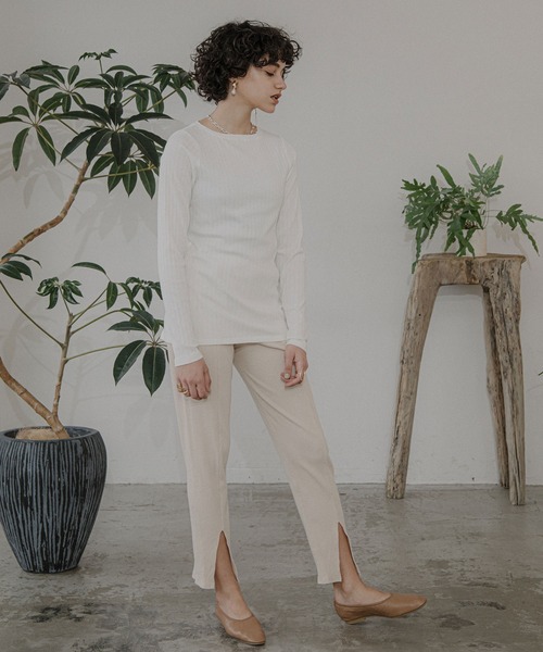 ACCL（エーシーシーエル）の「バックスリットリブトップス（Tシャツ/カットソー・レディース・ホワイト/カーキ/マスタード・FREE）」の14枚目の写真