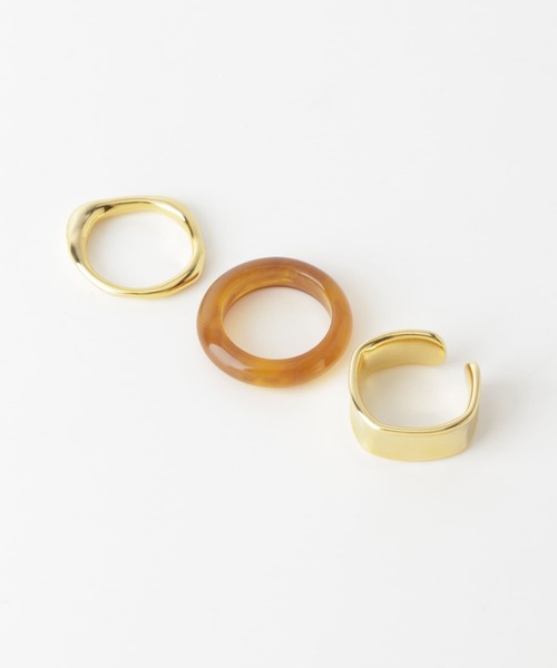 SMELLY(スメリー)の「3セットリング(リング・レディース・ゴールド系その他・-)」の4枚目の写真
