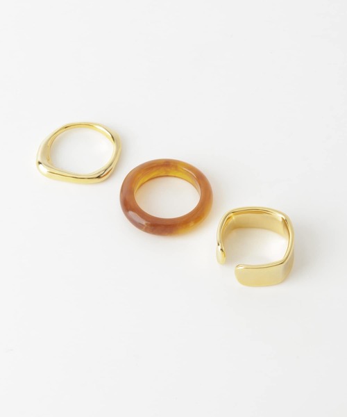 SMELLY(スメリー)の「3セットリング(リング・レディース・ゴールド系その他・-)」の2枚目の写真