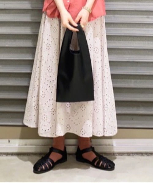 Lugnoncure（ルノンキュール）の「カットワークレースギャザースカート（スカート・レディース・グリーン/ブラック/オフホワイト・ﾌﾘ-）」の2枚目の写真