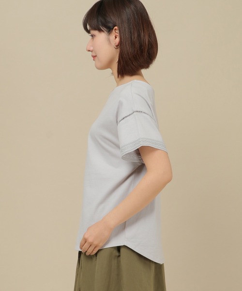 IKKA LOUNGE(イッカラウンジ)の「シルケット袖レースプルオーバー(Tシャツ/カットソー・レディース・ライトグレー/ブラック/レッド/オフホワイト・M/L)」の5枚目の写真