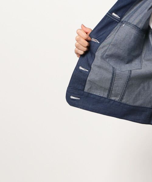 dazzlin（ダズリン）の「ライトショートシャツジャケット（シャツ/ブラウス・レディース・オフホワイト/インディゴブルー・FREE）」の3枚目の写真