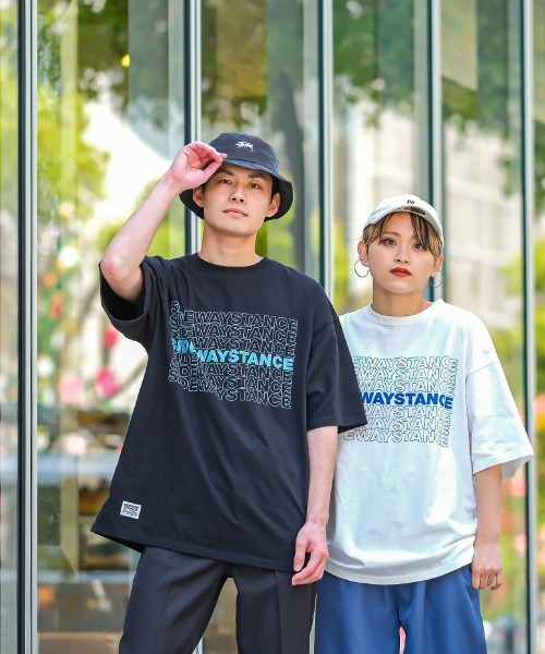 SIDEWAY STANCE(サイドウェイスタンス)の「【SIDEWAY STANCE】ブランドロゴ プリント ピスネーム 半袖Tシャツ(Tシャツ/カットソー・メンズ・ブラック/グレイッシュベージュ/パープル/ホワイト/チャコール・MEDIUM/X-LARGE/LARGE)」の8枚目の写真