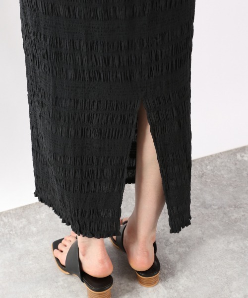 yuw（ユウ）の「シャーリングタイトスカート　949598（スカート・レディース・ブラック/ブルー/イエロー/ピンク/グリーン/パープル・FREE）」の11枚目の写真