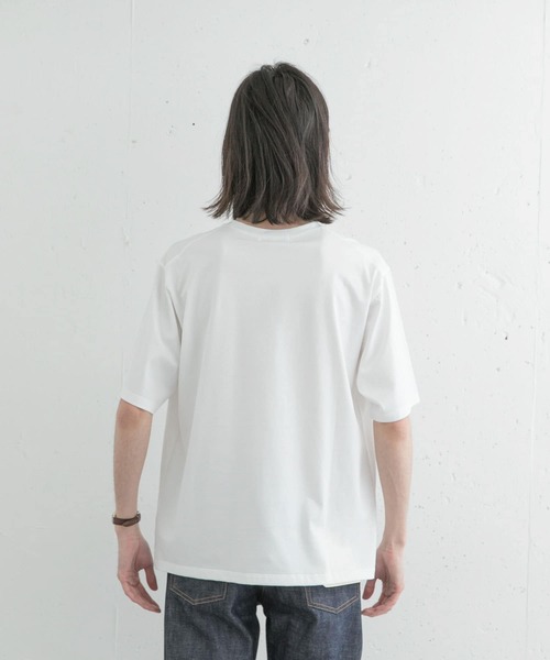 URBAN RESEARCH（アーバンリサーチ）の「SUVIN COTTON SHORT-SLEEVE T-SHIRTS（Tシャツ/カットソー・メンズ・ホワイト/チャコールグレー/ブラウン・MEDIUM/LARGE）」の12枚目の写真