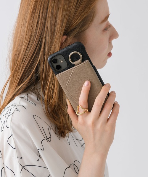 ensemble(皮革ブランド)（アンサンブル）の「iPhoneケースポルテ バイカラータイプ 【iPhone13mini iPhone13 iPhone13pro iPhone12 iPhone12Pro iPhone12mini iPhone11 iPhone11Pro iPhone6/6s/7/8/SE2 対応】（スマホケース/カバー・レディース・ブラック/グレー/ベージュ・SMALL/LARGE/X-LARGE/LL2/LL1/A/C/B）」の10枚目の写真