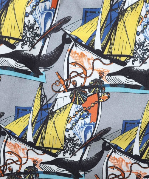 Design Tshirts Store graniph(デザイン ティーシャツ ストア グラニフ)の「スカーフウェイブス|ショートパンツ(その他パンツ・メンズ・マルチ・SMALL/LARGE/MEDIUM)」の3枚目の写真