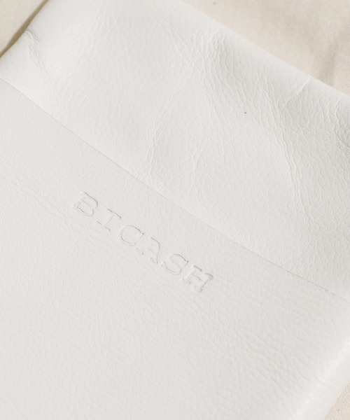 BICASH（ビカーシ）の「BICASH ビカーシ / レザーミニショルダーバッグ スマホケース iPhoneケース / B857（ショルダーバッグ・レディース・ホワイト/ブラック/ダークブラウン/シルバー・FREE）」の5枚目の写真