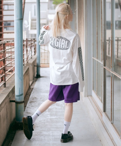 X-girl(エックスガール)の「CHECKERED SLEEVE PRINT L/S TEE(Tシャツ/カットソー・レディース・ブラック/オレンジ/ホワイト・L/M/S/XL)」の21枚目の写真