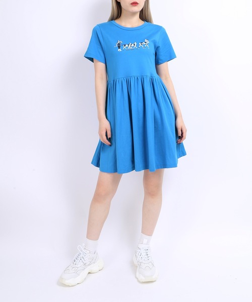 PUNYUS(プニュズ)の「Cattle Tワンピース(ワンピース・レディース・ホワイト/ブルー/グリーン・1/3/2/4)」の5枚目の写真